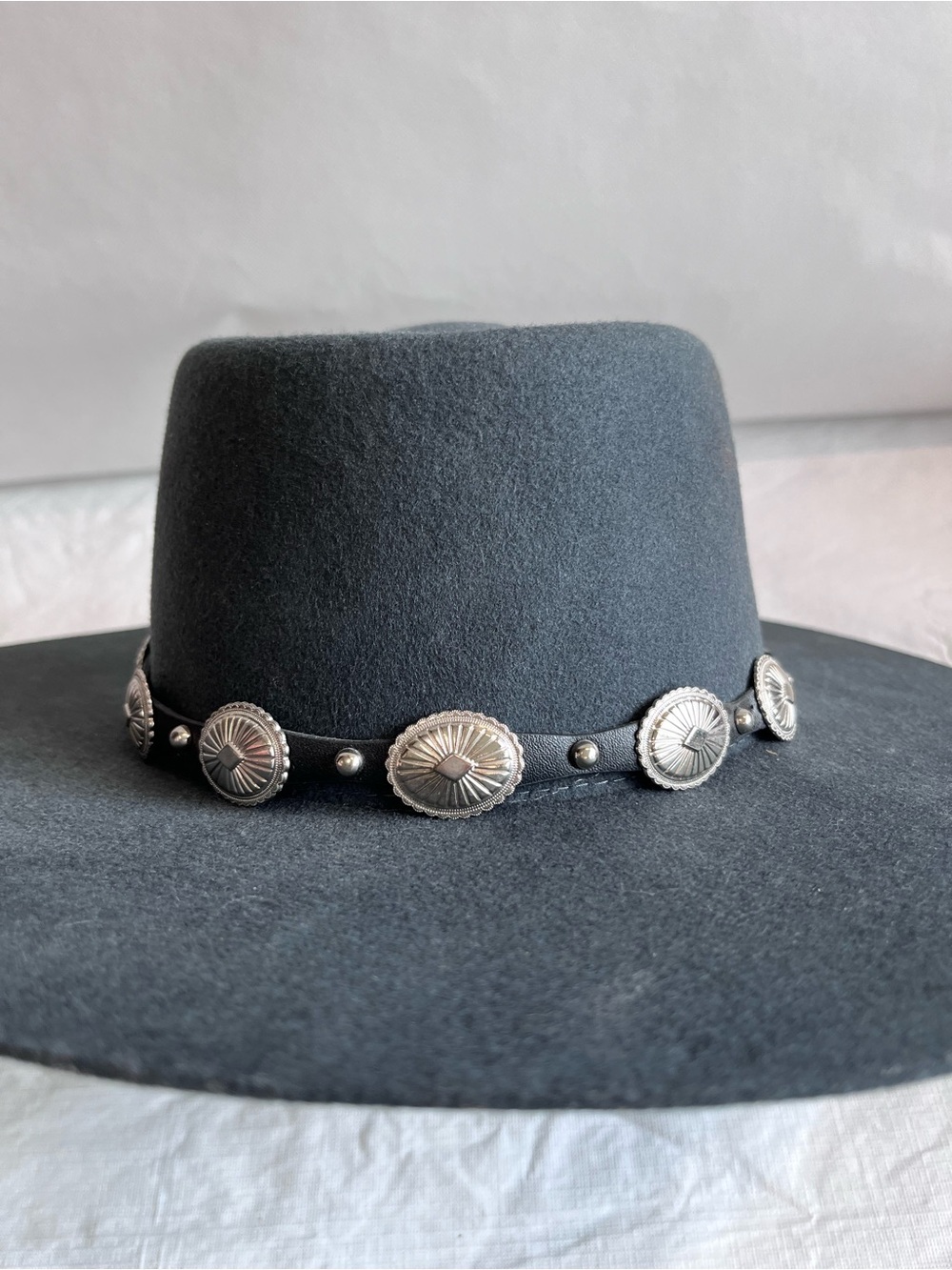 Shyanne Black Wool Western Hat Silver Concho